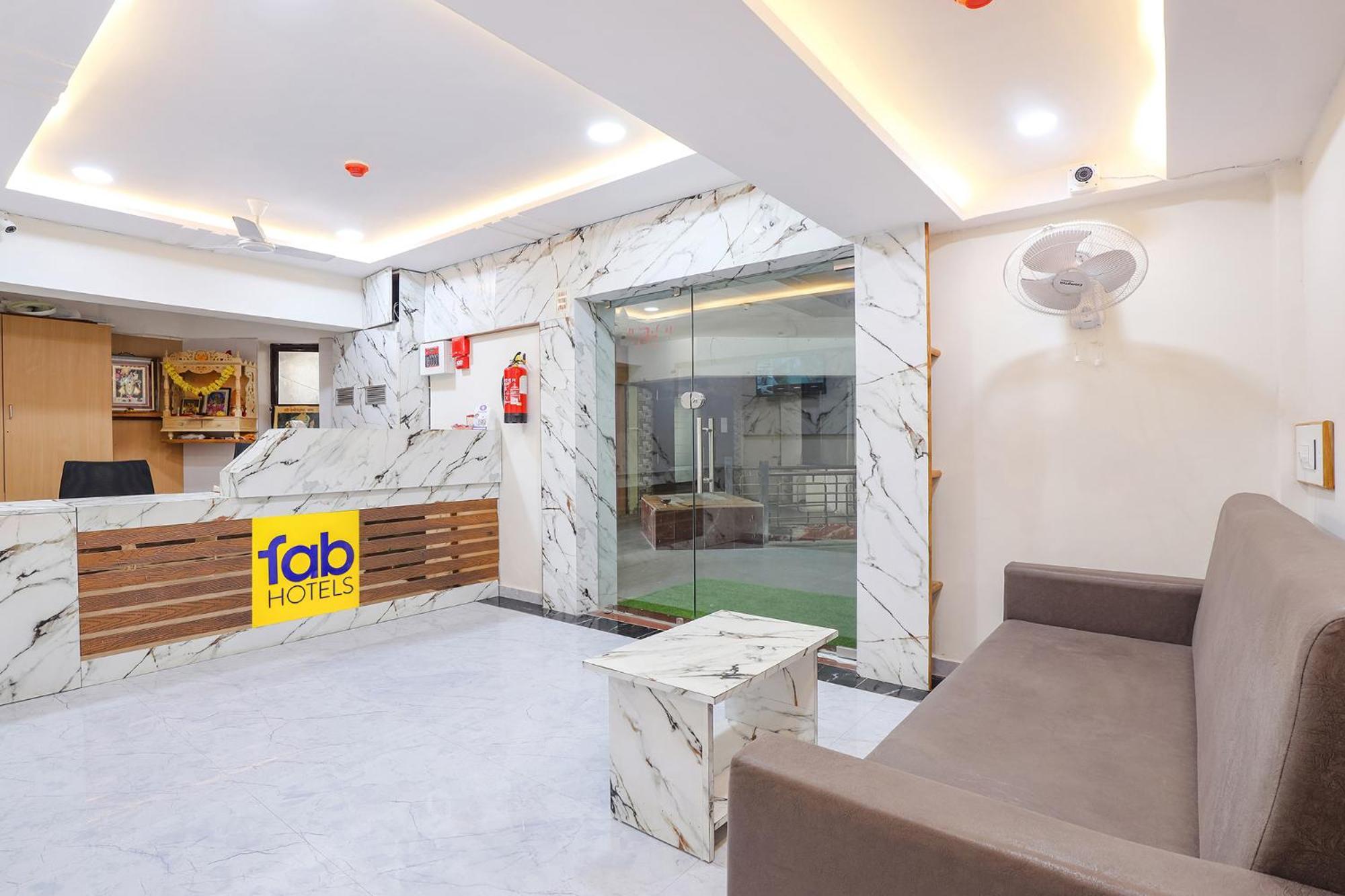 Fabhotel Crystal I - Gandhinagar Exterior photo