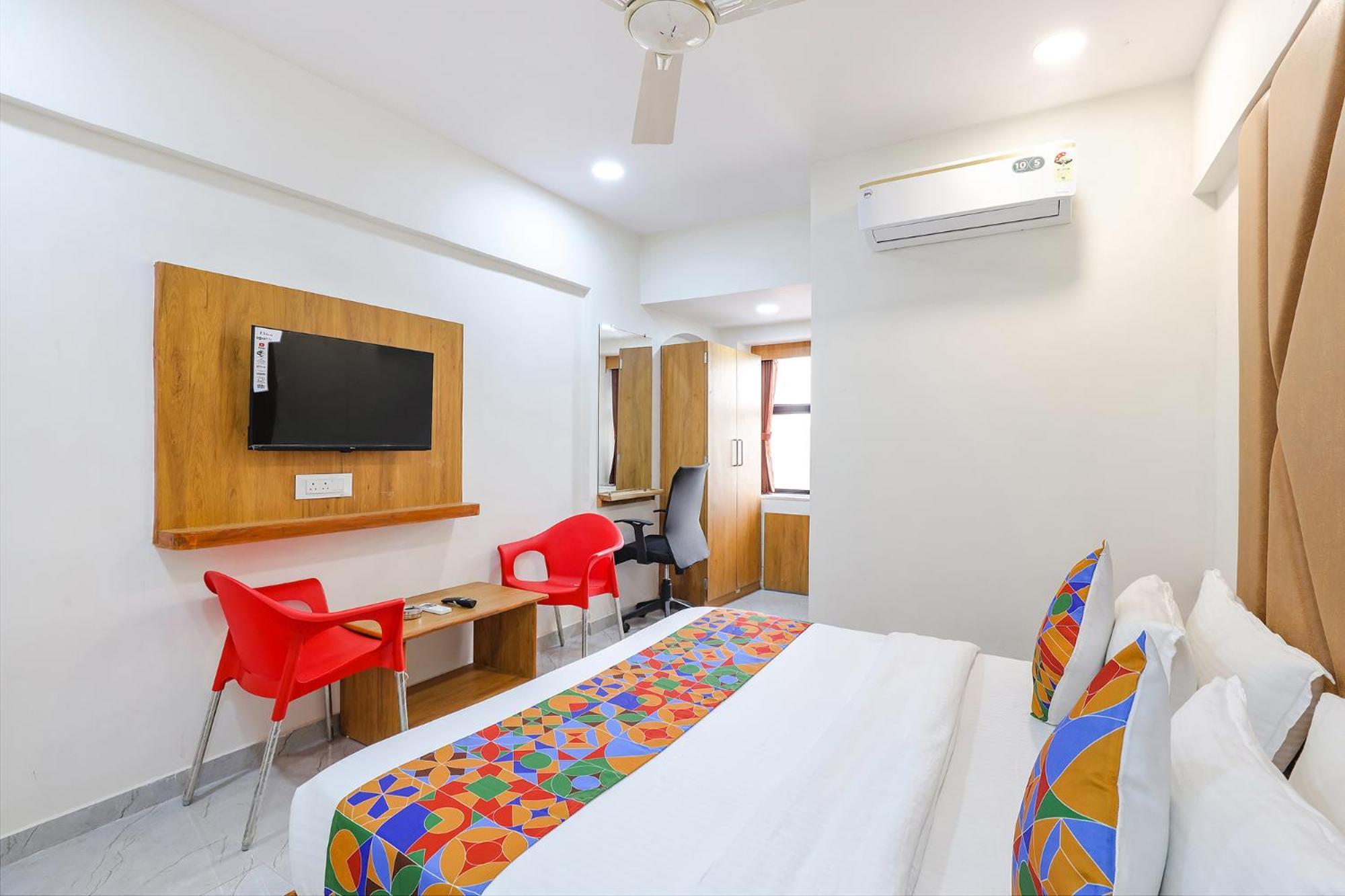 Fabhotel Crystal I - Gandhinagar Exterior photo